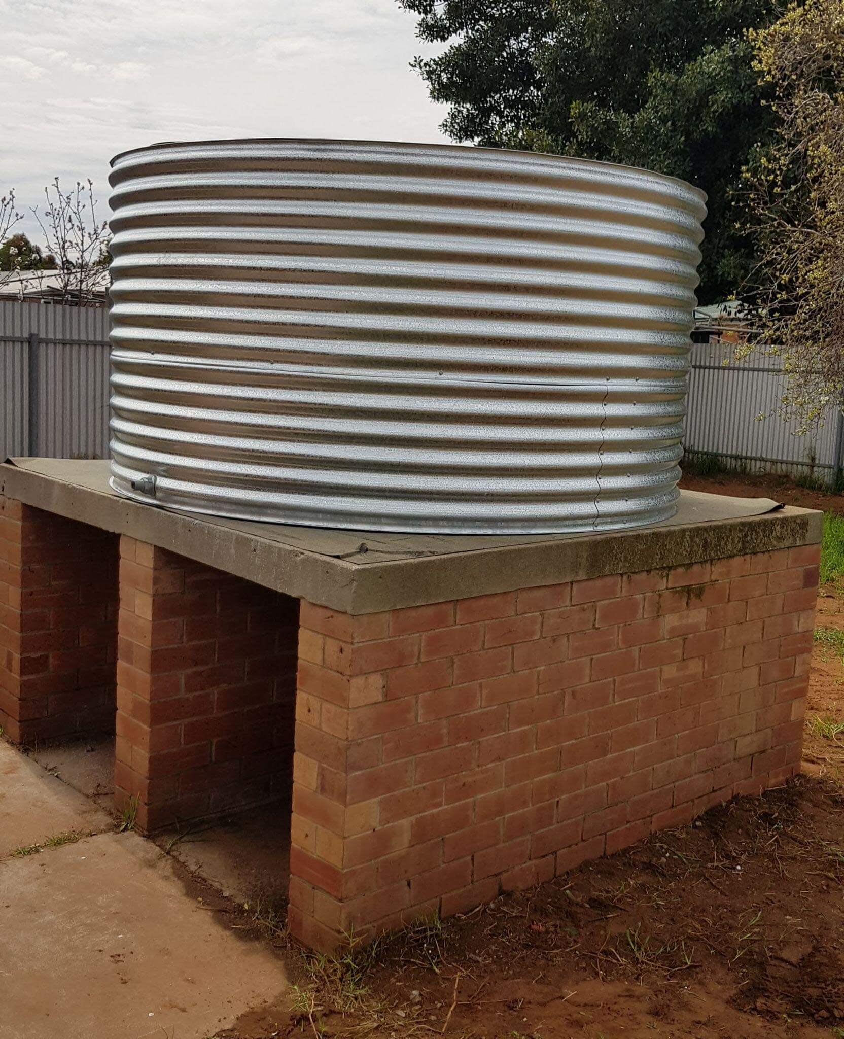 Squat Rainwater Tank Murray Bridge SA